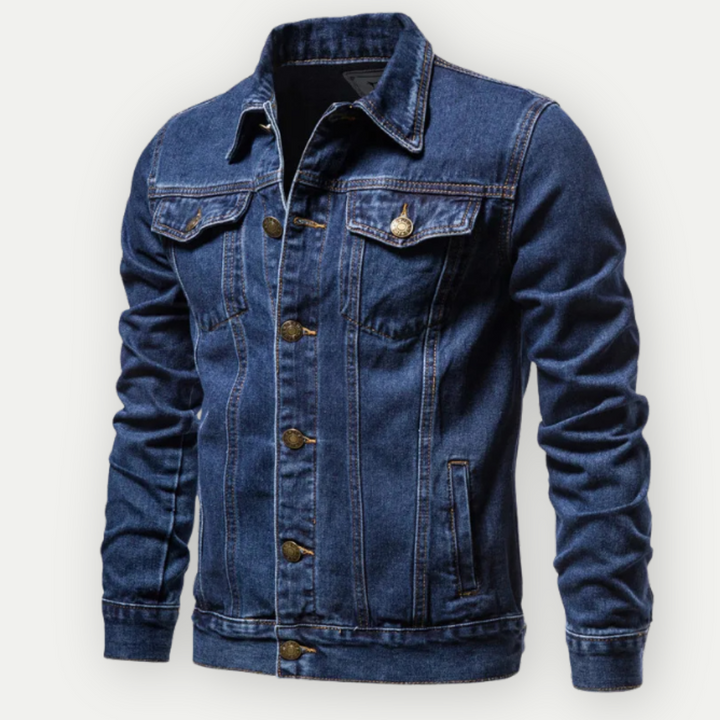 "Veste en jean bleu clair structurée, look urbain, coupe élégante et poches pratiques pour un style décontracté."