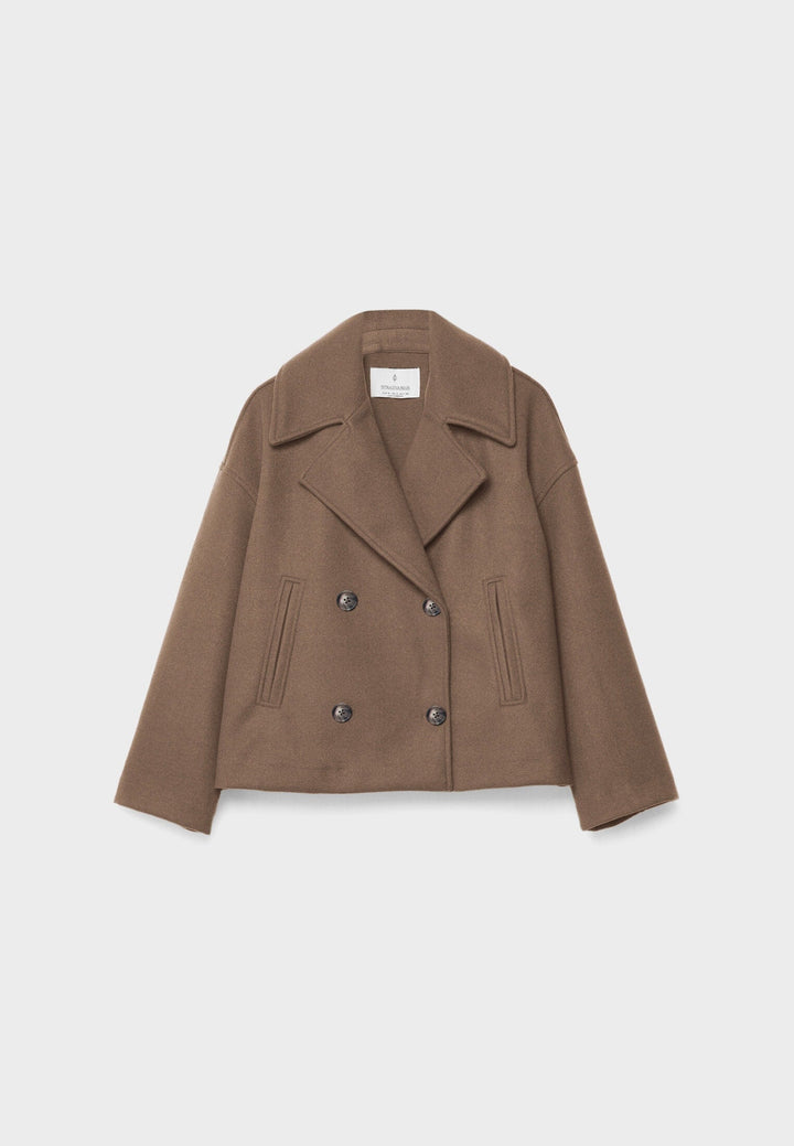 "Veste femme moderne chic, double poitrine, courte, vue avant, élégante, ajustement parfait, look professionnel"