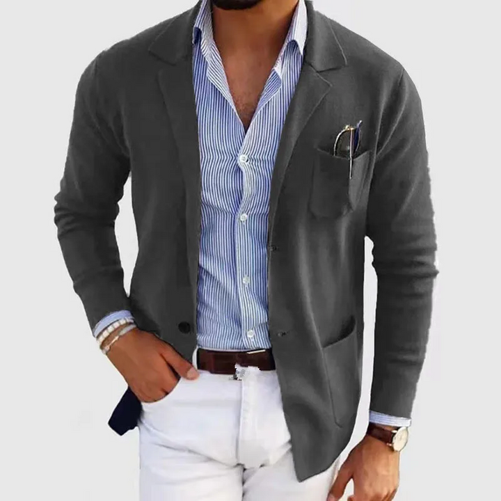 "Veste homme légère en tissu respirant beige, coupe élégante et minimaliste, idéale pour un style décontracté ou pro."
