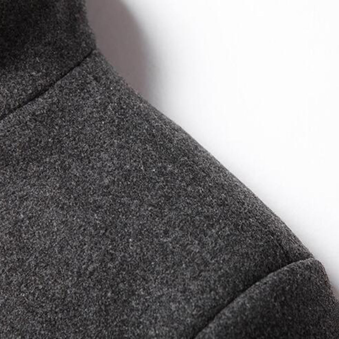 "Veste longue élégante pour homme, noire avec poches pratiques, chaleur optimale, idéale pour saisons fraîches et occasions f