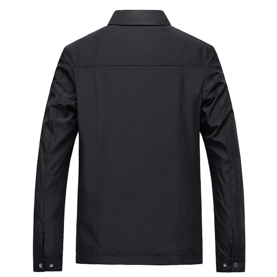 "Veste trench homme imperméable, élégante, coupe classique, col structuré, idéale pour temps pluvieux, tenue formelle."
