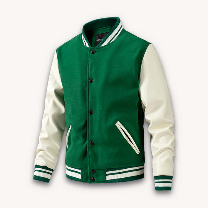 "Veste universitaire homme, manches effet cuir, coupe décontractée, bleu marine, idéale mi-saison, style chic et sportif."