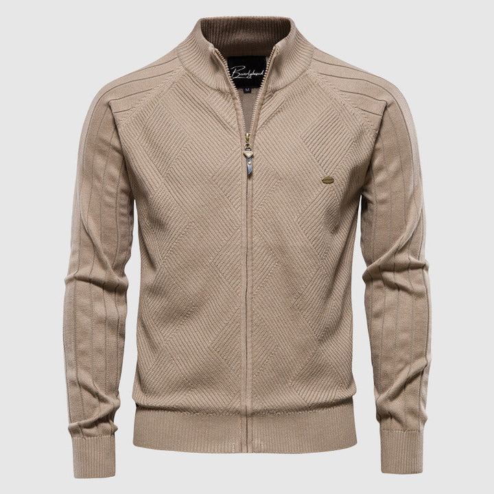Veste zippée homme Hazel, élégante silhouette moderne, tissu léger, poches zippées, idéale pour ville ou plein air.