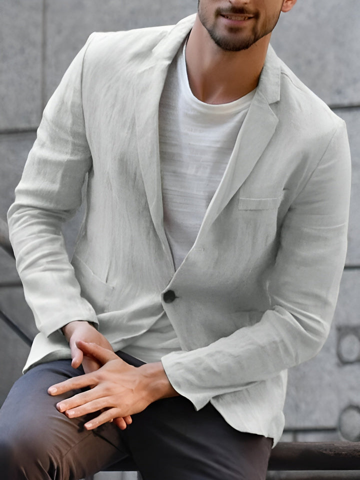 "Vue blazer décontracté homme, coupe droite chic, boutonnage simple, col costume élégant, pour toutes saisons."
